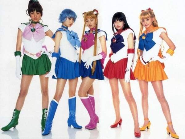 5年不见了《小松彩夏数位写真》当年的水手金星现在依旧正妹一枚