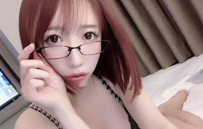 《清水蓝里写真集乌龙事件》知名书评家帮写书腰推荐文？本人否认险些爆出盗名争议