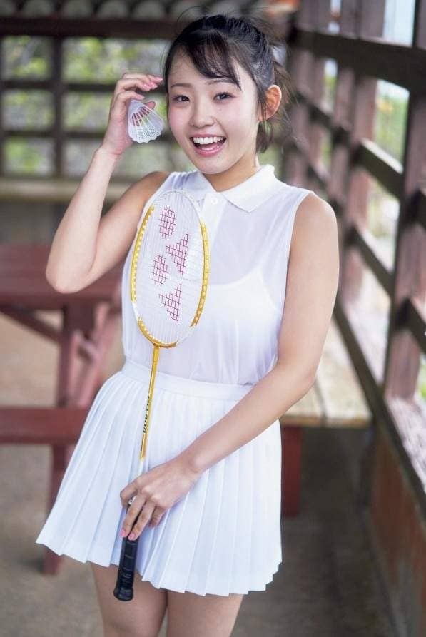 筿崎爱第二《花咲日和》千年一度的萝莉巨乳首本写真推出