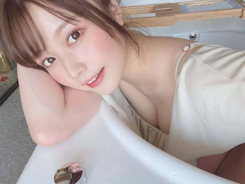 神似有村架纯《小日向ゆか》觉得人生燃起了希望，呜呜哇哇~哇哈哈哈