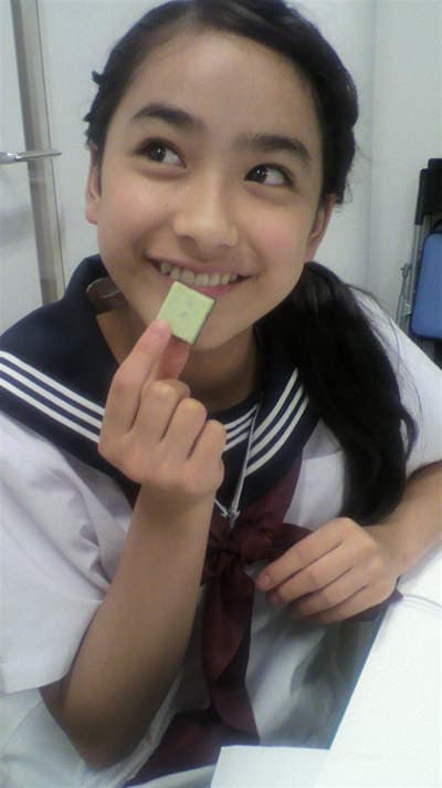 14岁虎牙美少女《平祐奈》原来是平爱梨亲妹妹