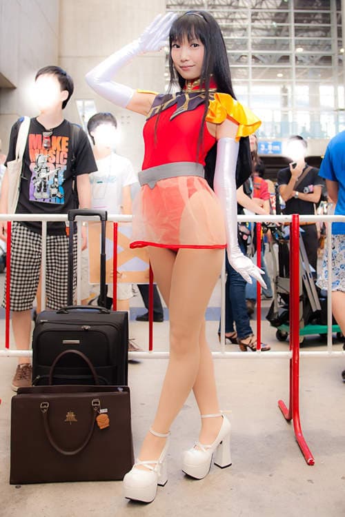 《下限少女》lenfried的甜美笑容也超棒~