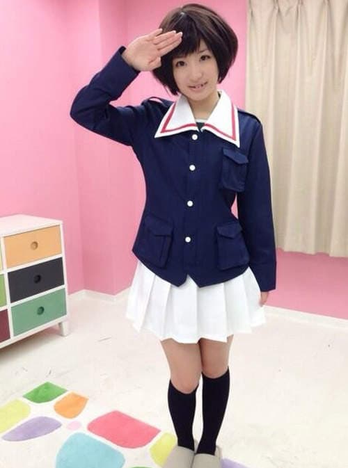 少女与战车AV版　??队装填手VS男优自走砲重砲射击