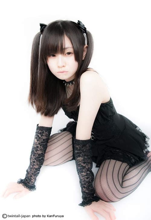 近卫理子（近卫りこ）绑起双马尾萌感爆炸的美眉