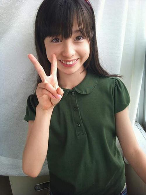 桥本环奈　千年难得一见的人才就是妳啦（指）