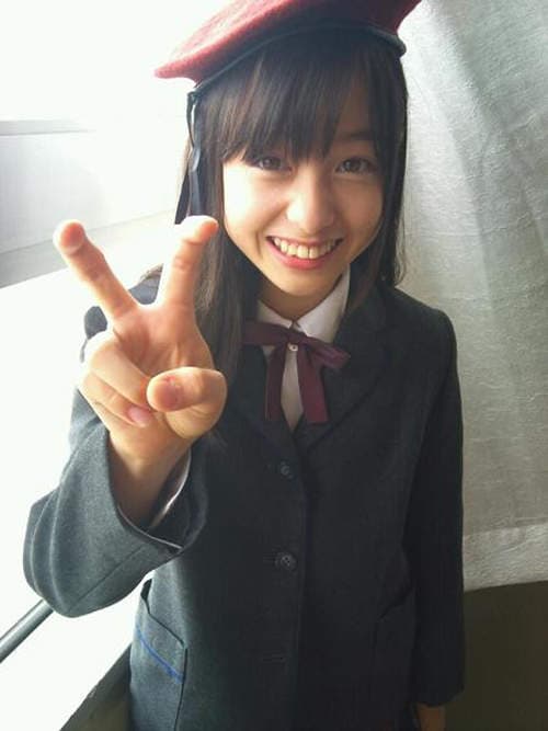 桥本环奈　千年难得一见的人才就是妳啦（指）