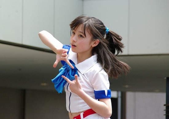 天使偶像《桥本环奈》写真集出刊 每人快娶一本回家啊~