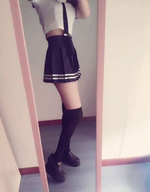 洋溢青春的《水手风穿搭》想要变年轻就搭上这股潮流吧♥