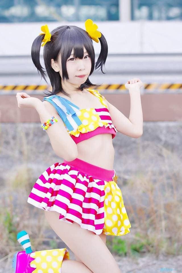 萌萌Coser朔也《透明水手服 透明围裙》夏天到了可以清凉一下❤