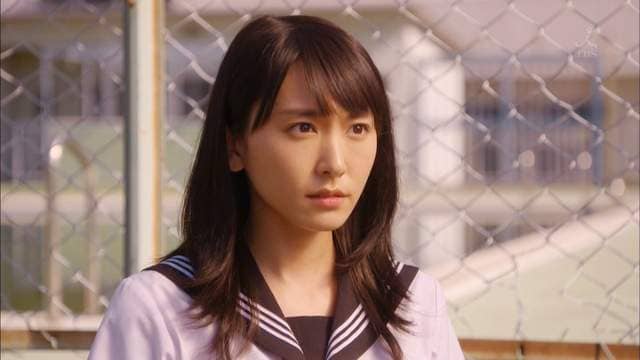 《新垣结衣水手服杀伤力无限大》10年前后怎么还是一模一样啊(((ﾟдﾟ)))