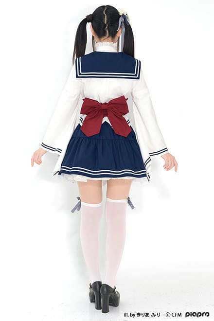 初音未来妄想商品《和服风水手服》一般的水手服不够看～还要结合点巫女风格才够萌