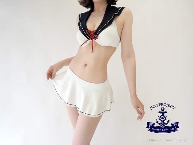 水手服x条纹内裤《水手服泳装》若隐若现的最强方程式