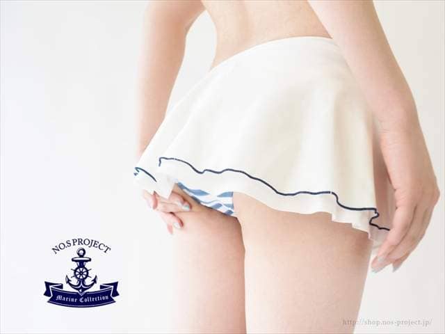 水手服x条纹内裤《水手服泳装》若隐若现的最强方程式
