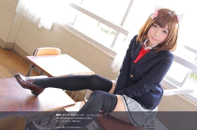 《猫耳制服诱惑》穂南しずく的学生妹模样萌萌搭