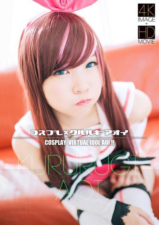 《绝对领域VR》美少女们静静的在你面前整理大腿袜