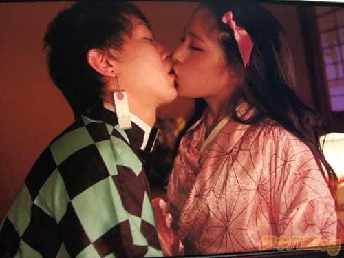 真罗黒的舌尖攻击《鬼灭之刃无限发射篇》庆祝狂卖外加11月出道AV女优名单