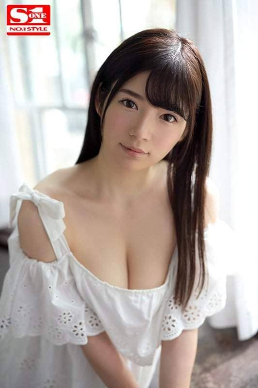 一本限定《桜羽のどか》3月出道即引退的神秘AV新美女