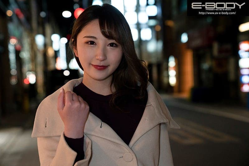 20岁银座NO.１陪酒女郎北野未奈，大型契约AV出道作(EBOD814)