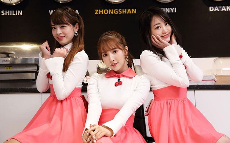 三上悠亚AV女优跨界的典范，下海又上岸，悠亚老师勇者无惧
