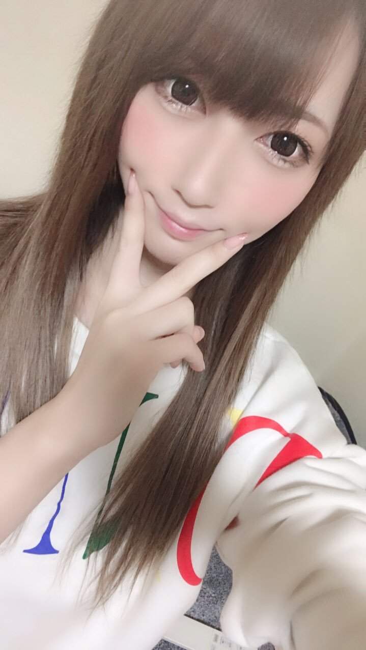 AV版女装男子《爱泽SARA》又一个让男人兴奋女人崩溃的带把美少女...