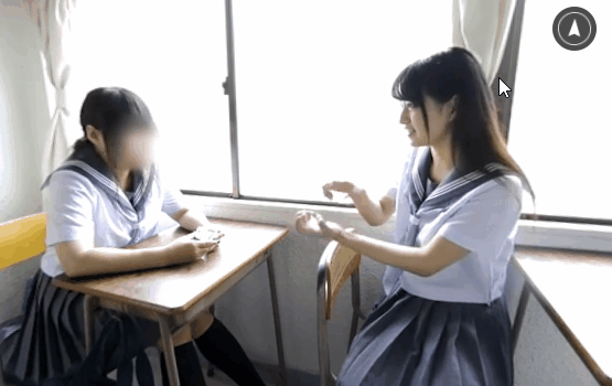 你没看过的《VR版A片侧拍场景照》所以男优从头到尾都只能看著导演吗(囧)