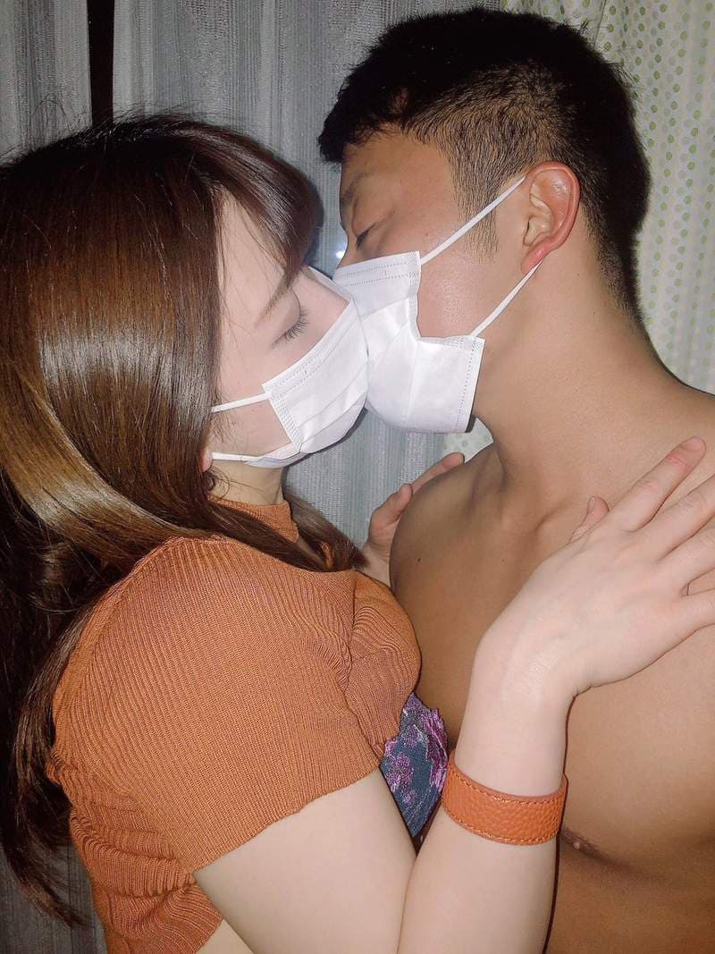 第二弹《A片侧拍场景照》所以离男优最近的是导演的裤裆吗