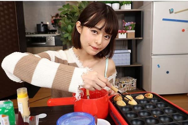 成人片惨获2星负评！AV女优「这举动」玩弄章鱼烧 大阪人怒了