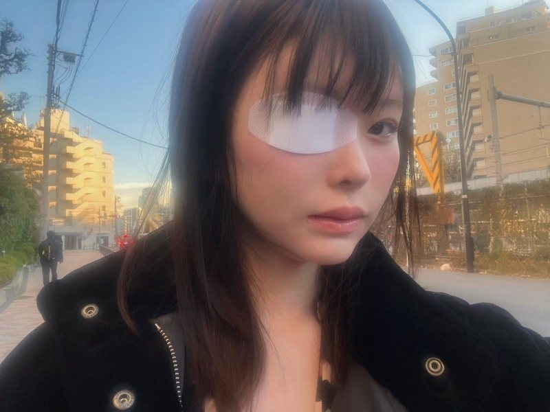 和牛郎交往被家暴 她是很多女优的缩影！