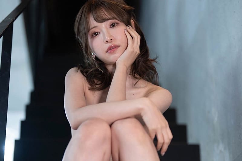老被认出是AV女优而丢了工作，天使萌忍不住批藤环奈！